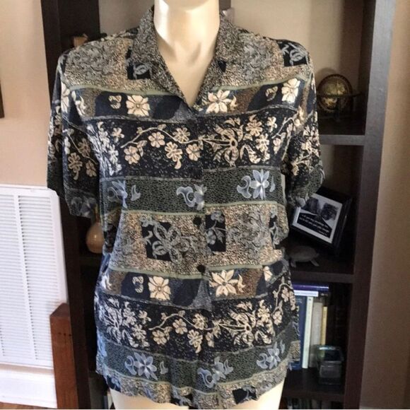 Analogy Top Size XL Black, Grey and Tan - Picture 2 of 5